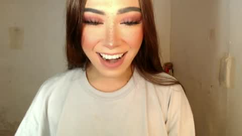 The Girl Named Romantika  online show from 06-10-26, 02:34