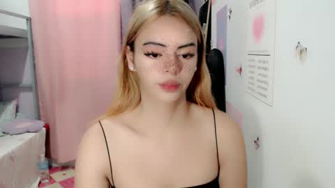 Dhalia online show from 01-16-25, 01:06