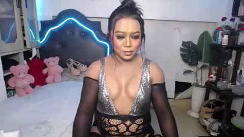 Snapshot of tsamandaxxx chatting on 12-15-24, 04:04 tsamandaxxx online show from 12-15-24, 04:04