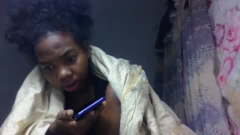 tsaralaza online show from 10-17-25, 03:31