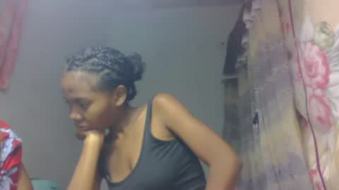 tsaralaza online show from 10-22-25, 07:13