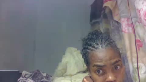 tsaralaza online show from 10-29-25, 02:30