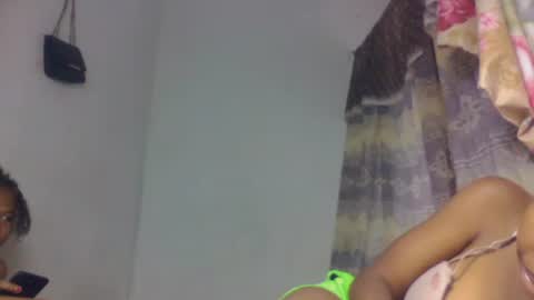 tsaralaza online show from 10-30-25, 05:13