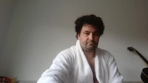 Snapshot of tsartan111 chatting on 10-26-25, 10:10 tsartan111 online show from 10-26-25, 10:10