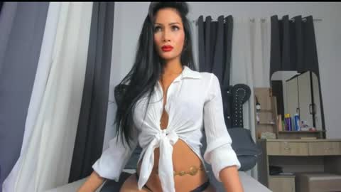 Bella online show from 07-15-26, 06:57