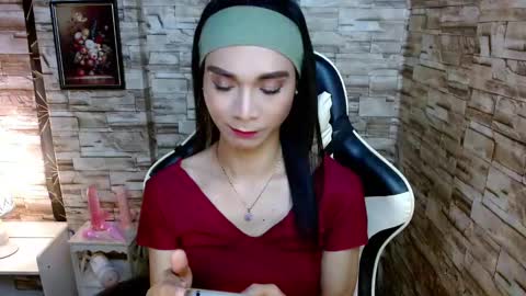 Snapshot of tscumbitch chatting on 02-03-25, 09:07 Tina online show from 02-03-25, 09:07