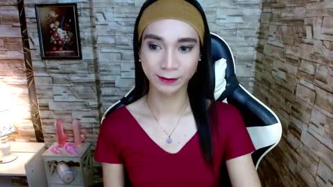 Snapshot of tscumbitch chatting on 02-11-25, 07:27 Tina online show from 02-11-25, 07:27