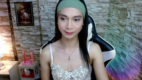 Snapshot of tscumbitch chatting on 03-01-25, 05:05 Tina online show from 03-01-25, 05:05