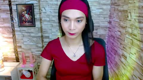 Snapshot of tscumbitch chatting on 03-09-25, 04:00 Tina online show from 03-09-25, 04:00