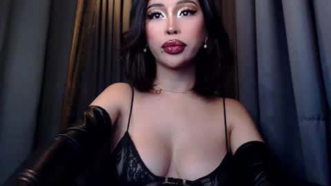 Snapshot of tsgoddessrie chatting on 09-22-25, 01:02 TAM THE GODDESS online show from 09-22-25, 01:02