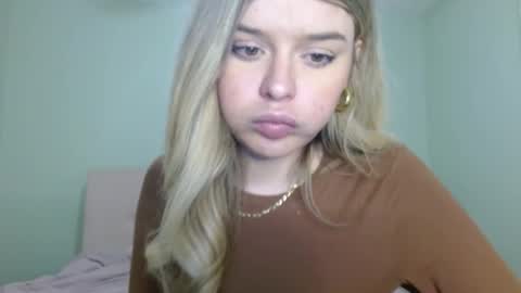 Snapshot of tsindicablue chatting on 05-28-26, 02:42 tsindicablue online show from 05-28-26, 02:42