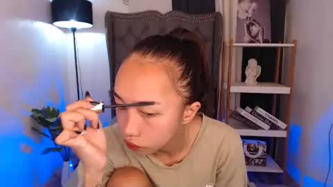 tskitty_girl online show from 10-14-25, 02:45