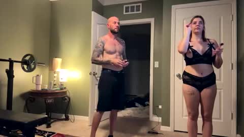 Snapshot of tslizzy0084 chatting on 01-14-26, 01:22 tslizzy0084 online show from 01-14-26, 01:22