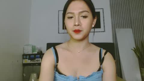 Bella Ratbu online show from 01-15-25, 04:00