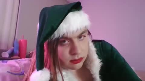 Snapshot of tsphoenixevelyn chatting on 12-25-24, 07:03 TSPhoenixEvelyn online show from 12-25-24, 07:03