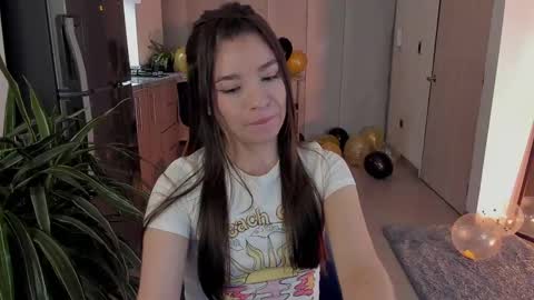 Tsuky online show from 12-03-24, 02:25