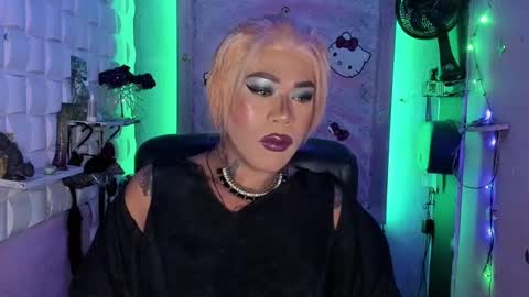 BellaRoxanna online show from 02-25-25, 05:58