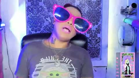 BellaRoxanna online show from 10-17-25, 07:05