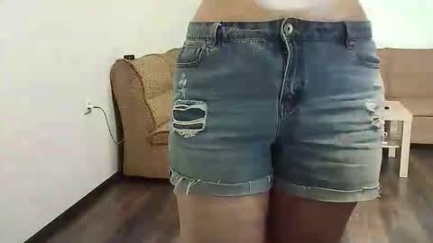 Snapshot of ttrnynela chatting on 02-27-26, 08:03 Ttrnynela online show from 02-27-26, 08:03