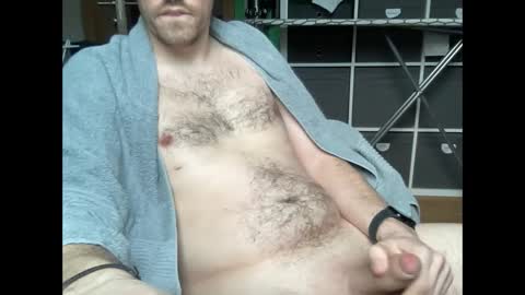 Snapshot of ttutzi390 chatting on 02-11-25, 04:02 ttutzi390 online show from 02-11-25, 04:02