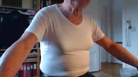 FINN but call me NANNA online show from 02-05-25, 09:15