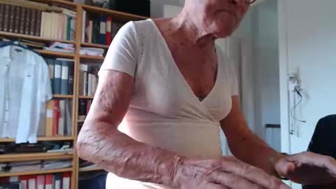 FINN but call me NANNA online show from 09-10-25, 08:36