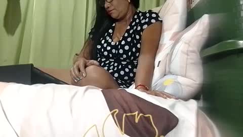 Mae online show from 11-12-25, 10:09