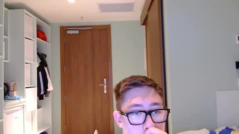 tudorasputas online show from 04-19-26, 12:00