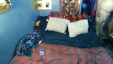 Snapshot of tumbleme69 chatting on 11-07-25, 11:43 TumbleME online show from 11-07-25, 11:43