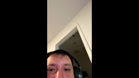 Snapshot of tundrawolf00 chatting on 12-05-24, 06:11 tundrawolf00 online show from 12-05-24, 06:11