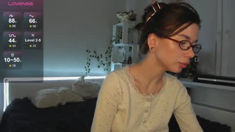 Hi everyone my name is Tina Id love it if you could help make sense of it here  online show from 12-07-24, 11:23