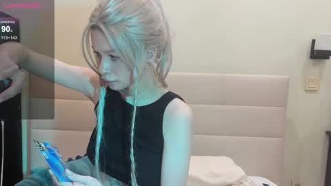 Hi everyone my name is Tina Id love it if you could help make sense of it here  online show from 03-10-25, 03:12
