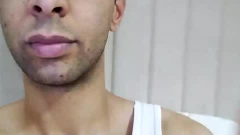 Snapshot of tunisiensexyguy chatting on 12-30-24, 07:15 TunisienSexyGuy online show from 12-30-24, 07:15