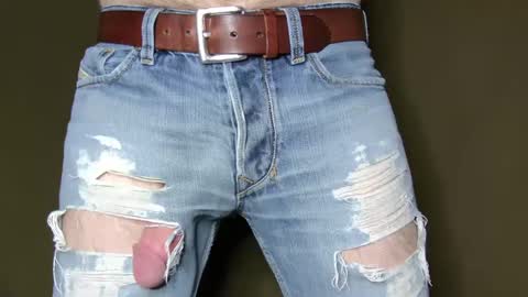 Phil Box online show from 10-13-25, 03:06