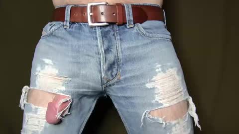 Phil Box online show from 10-22-25, 02:23