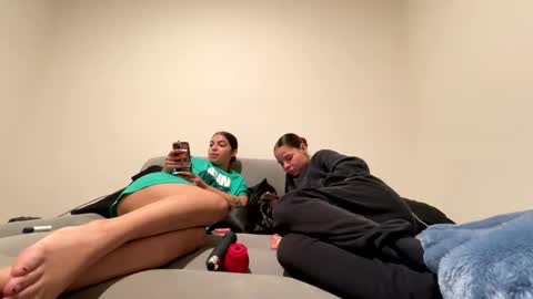 Tus reinas online show from 01-13-25, 07:11