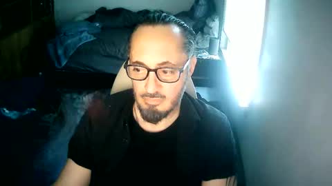 Snapshot of tuscan_taurus chatting on 06-07-26, 10:08 tuscan_taurus online show from 06-07-26, 10:08