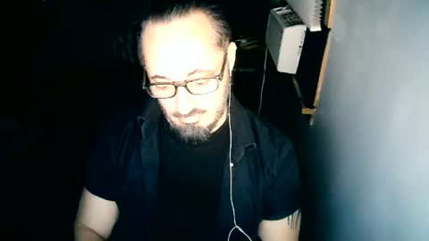 Snapshot of tuscan_taurus chatting on 06-25-26, 08:08 tuscan_taurus online show from 06-25-26, 08:08