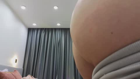 Ariana online show from 02-12-25, 12:27