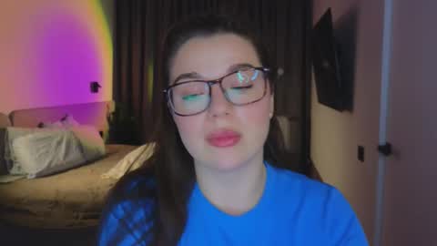 Ariana online show from 10-26-25, 08:15