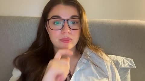 Ariana online show from 03-10-26, 09:20