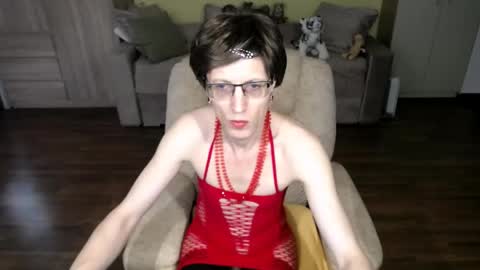 Clementine online show from 06-06-26, 09:25