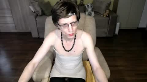 Clementine online show from 06-12-26, 08:35