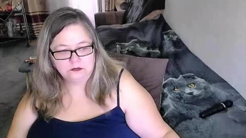 Lana online show from 04-30-26, 12:50