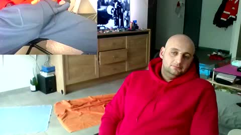 Snapshot of twardyidlugi chatting on 12-22-24, 12:49 twardyidlugi online show from 12-22-24, 12:49