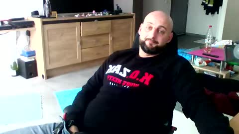 Snapshot of twardyidlugi chatting on 01-25-25, 11:23 twardyidlugi online show from 01-25-25, 11:23