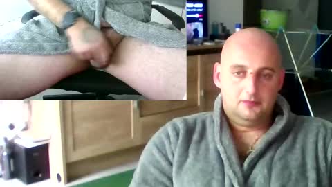 Snapshot of twardyidlugi chatting on 09-18-25, 07:54 twardyidlugi online show from 09-18-25, 07:54