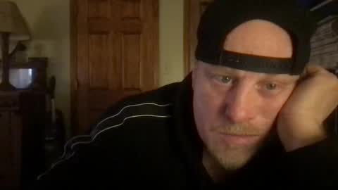 Snapshot of twiinsoul chatting on 12-25-24, 09:24 twiinsoul online show from 12-25-24, 09:24