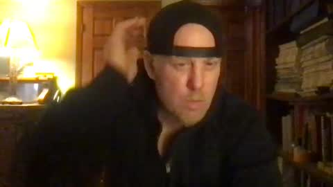 Snapshot of twiinsoul chatting on 12-25-24, 07:56 twiinsoul online show from 12-25-24, 07:56