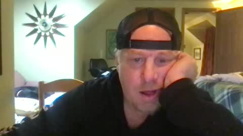 Snapshot of twiinsoul chatting on 12-30-24, 01:47 twiinsoul online show from 12-30-24, 01:47